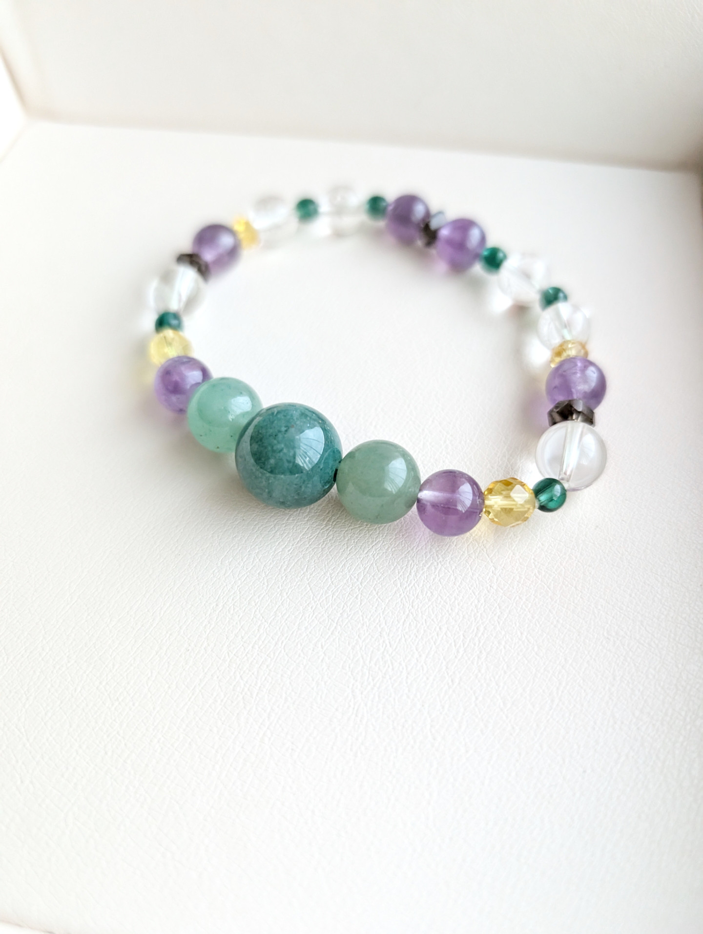 翡翠、アメジスト、グリーンクォーツ、水晶、アベンチュリン、シトリン、スモーキークォーツ天然石ブレスレット