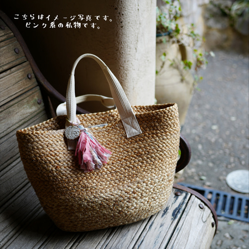 裂き布タッセル&陶土のお守りバッグチャーム バッグチャーム Little