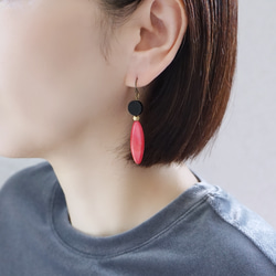 【8月誕生石】オニキスとマーキス型シェルのレッドシェルのピアス　※イヤリング・イヤーカフに変更可 7枚目の画像