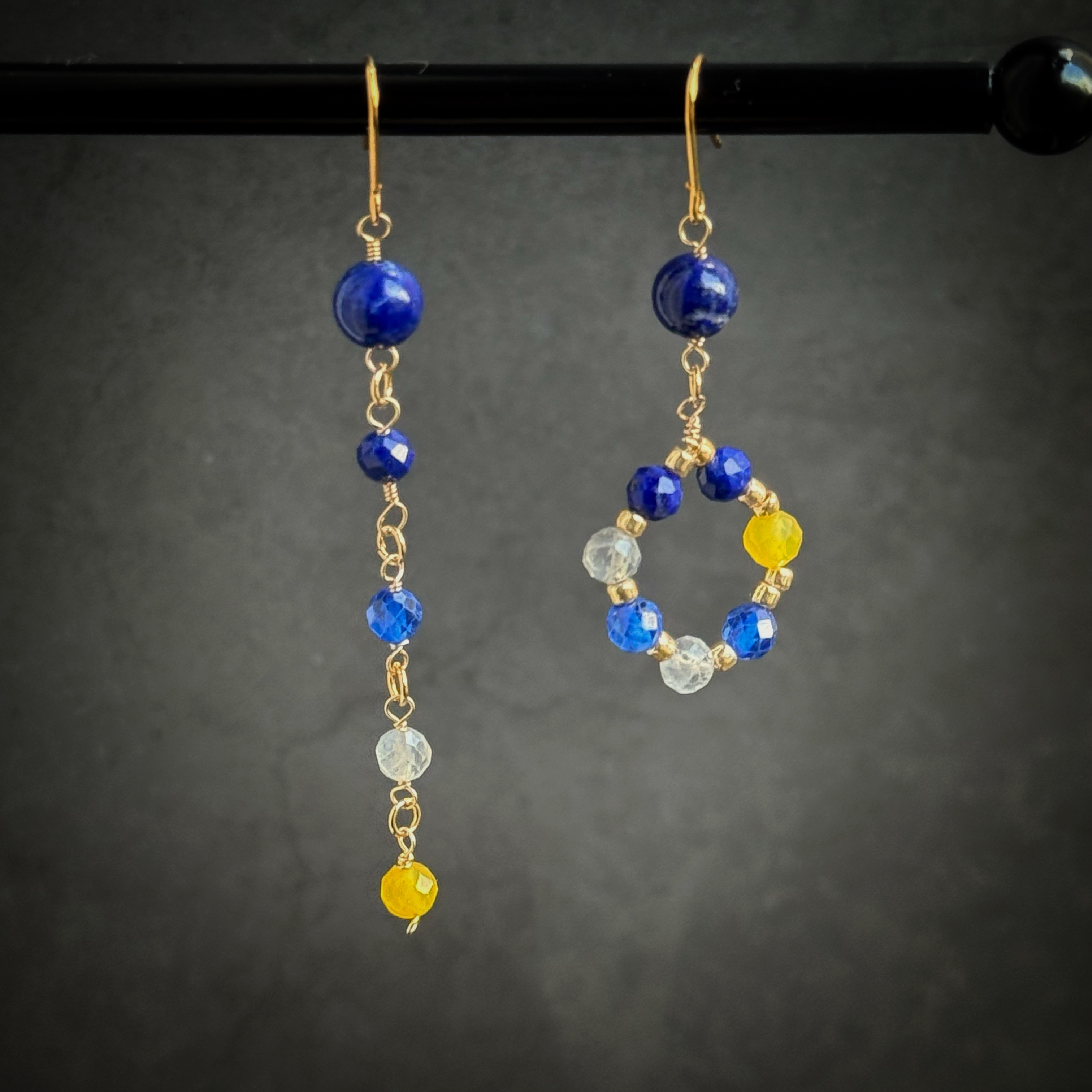 星降る夜 – アルルの天然石アシンメトリーピアス イヤリング  lindisima journey vol.2フランス