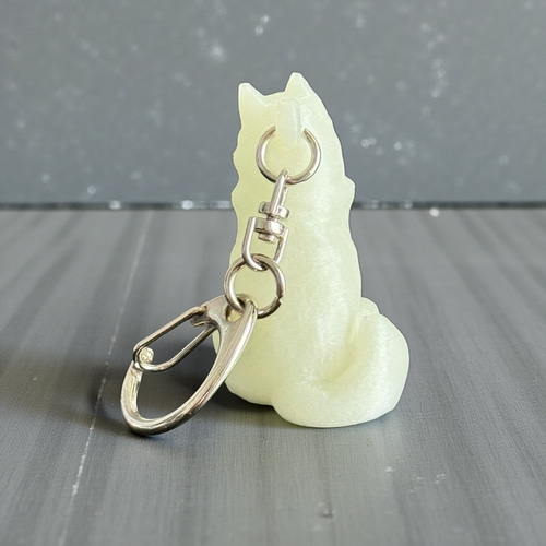 柴犬 夜光キーホルダー 蓄光 光る 犬好きプレゼント 3Dフィギュア
