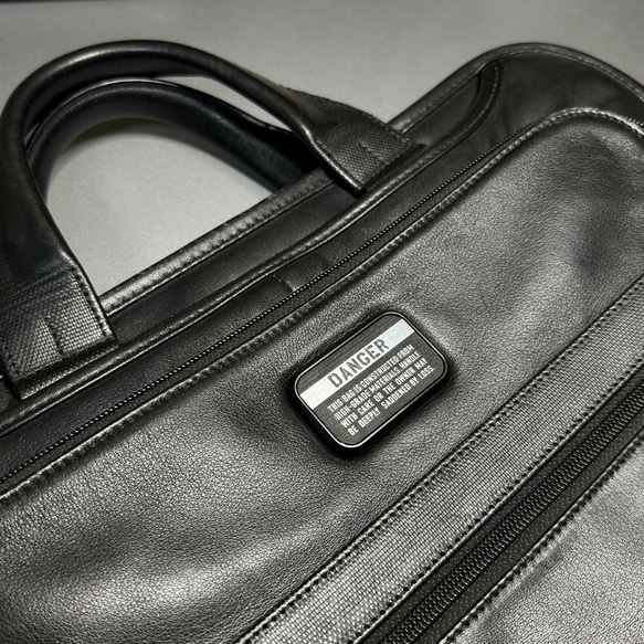 ◆ TUMIバッグ用◆ カスタムプレート DANGER マットブラック x 銀 ■ トゥミ 交換用 アメリカ空軍 6枚目の画像
