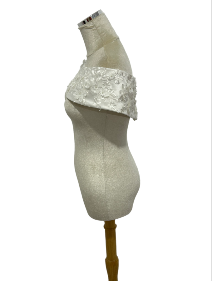 取り外し可能なオフショルダー 3D立体レース刺繍 オフホワイト ブライダル エレガント 結婚式