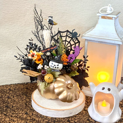 ＂カボチャの中のハロウィンナイトへようこそ！ゴーストカボチャのジャック＂蓋付きゴールドカボチャのハロウィン飾り 7枚目の画像