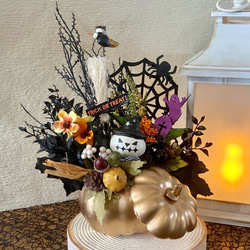 ＂カボチャの中のハロウィンナイトへようこそ！ゴーストカボチャのジャック＂蓋付きゴールドカボチャのハロウィン飾り 2枚目の画像