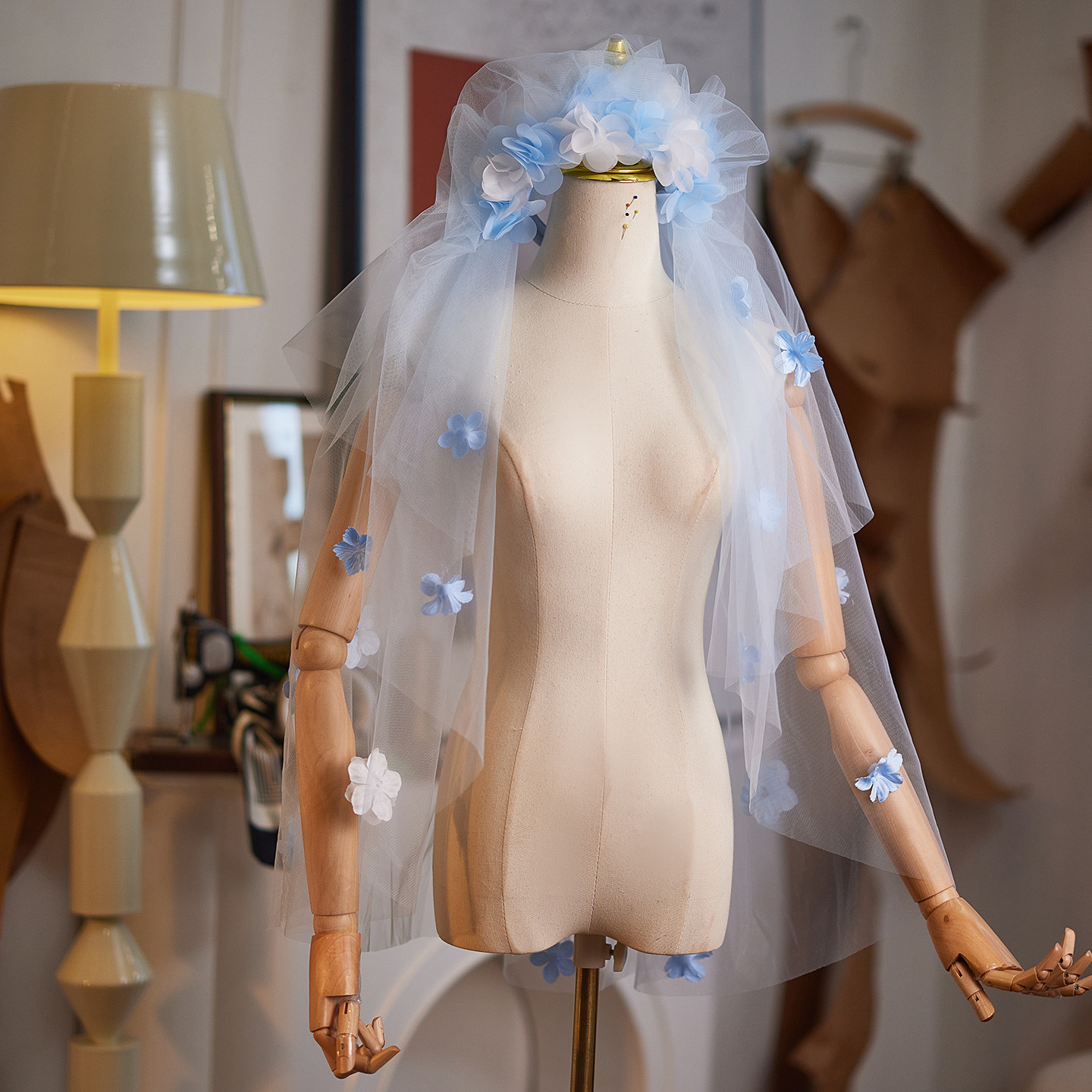 ドレスアクセサリー​ 青 立体花 綺麗 DIY 花嫁のベール アクセサリー ウェディングドレス DTY489
