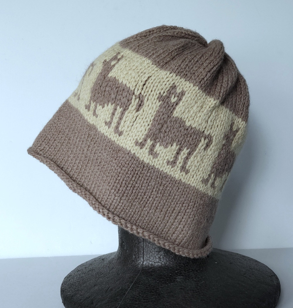 草木染毛糸の手編み帽子　AD-335　ニット帽＊編み込み＊アルパカ柄＊アースカラー＊メリノウール100％