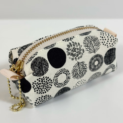 ♡20センチファスナーフラットポーチ♡ハンドメイド　アレキサンダーヘンリー ♡20センチファスナーフラットポーチ♡ハンドメイド アレキサンダー