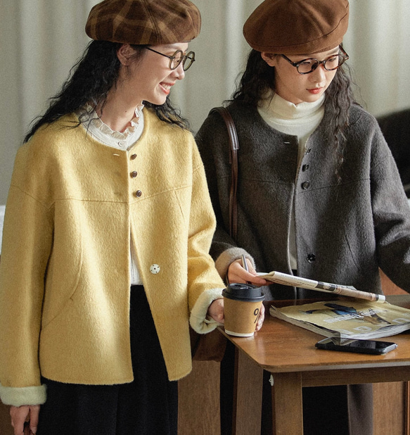 こっくり色　ノーカラーウールのショートコート【秋冬春】ダークグレー 9枚目の画像