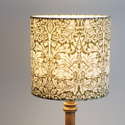 ◆HappyLamp◆S・Mサイズ/ウィリアムモリス/ブラザーラビット/オリーブ/テーブルランプ/スタンドランプ/秋限定 1枚目の画像