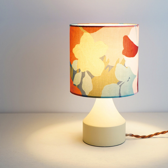 ◆HappyLamp◆Sサイズ/リバティ/マリナーズ・ティー・ガーデン/ピンク/スタンドランプ/秋限定2025 3枚目の画像