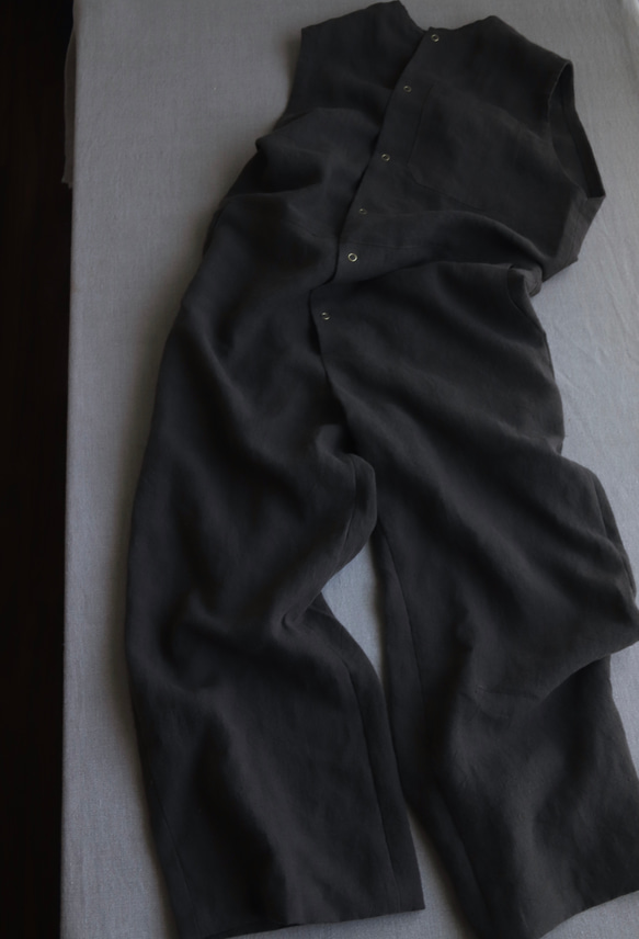 ＜受注生産＞大人のツナギ〜リネンのコンビネゾン 1枚目の画像