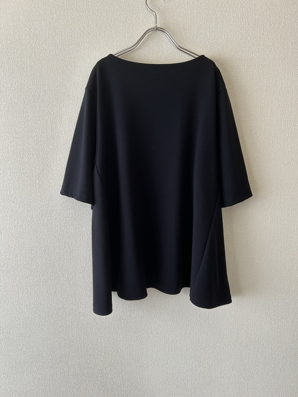 テントラインのTシャツ ブラック　訳あり 2枚目の画像