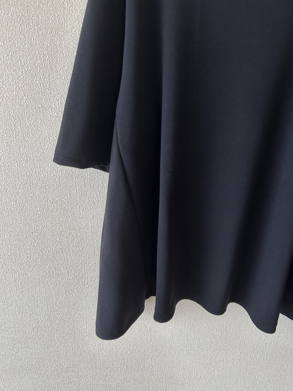 テントラインのTシャツ ブラック　訳あり 7枚目の画像