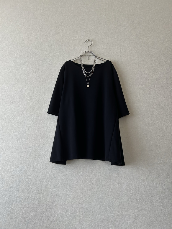 テントラインのTシャツ ブラック　訳あり 1枚目の画像