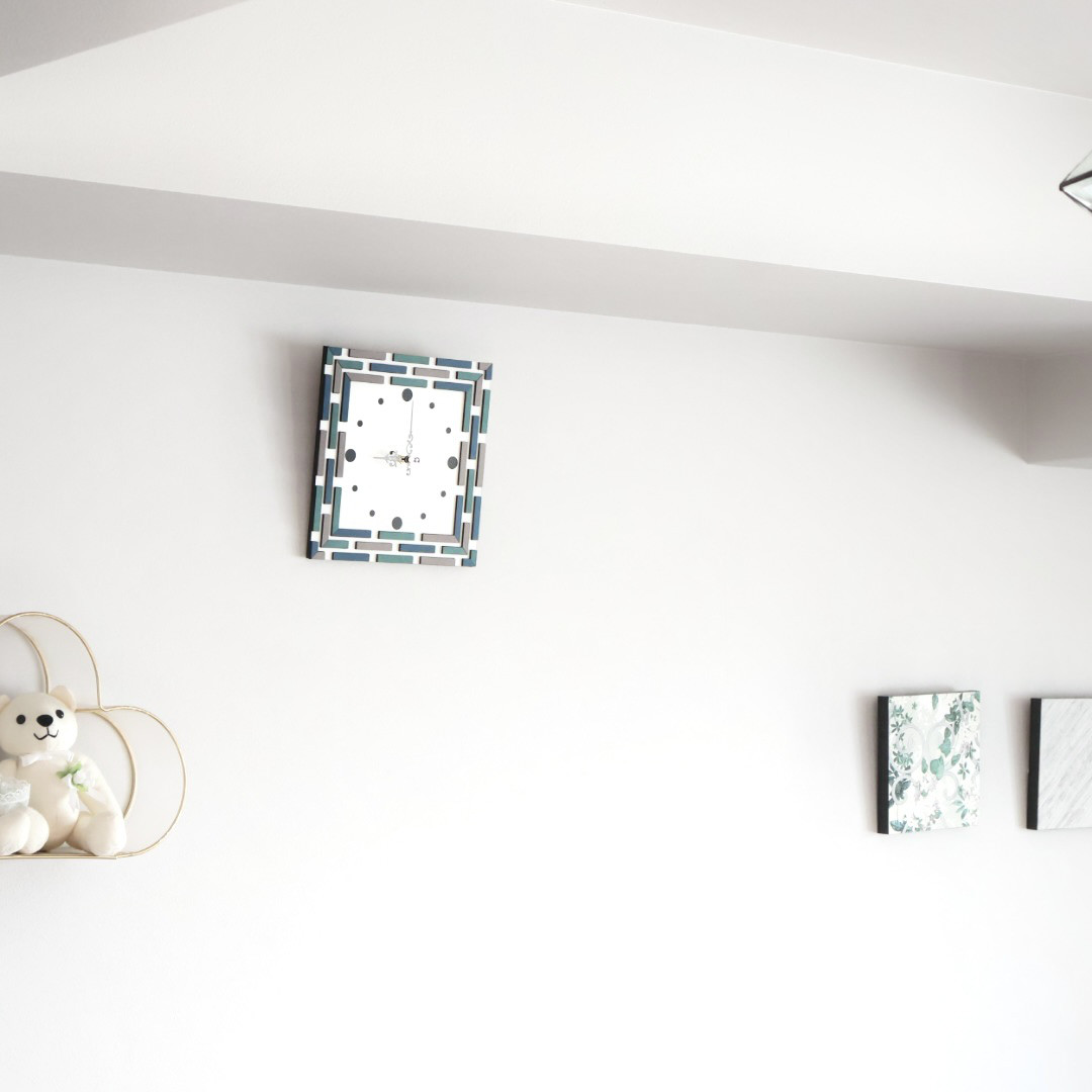 レンガ調の木製壁掛け時計　Mist　Moku Lab.