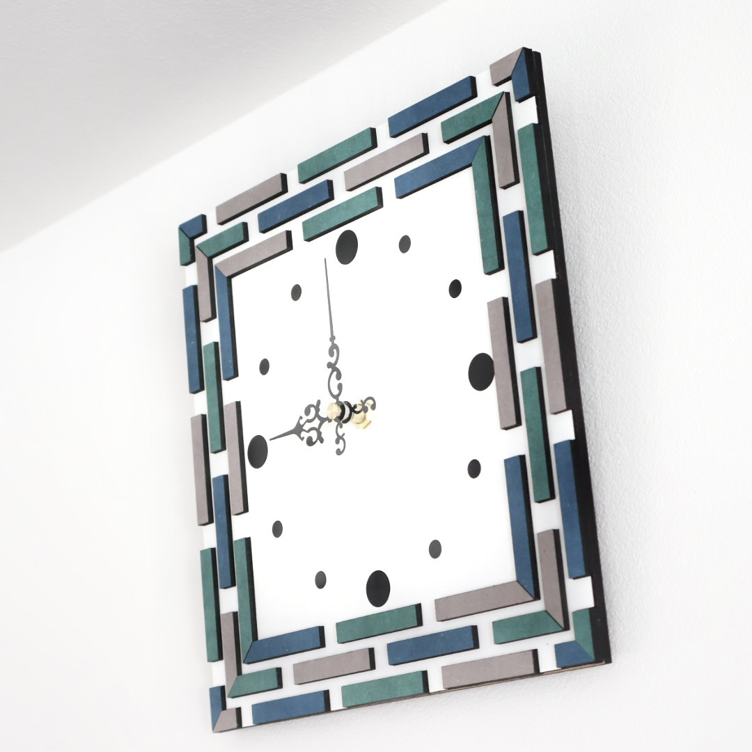 レンガ調の木製壁掛け時計　Mist　Moku Lab.