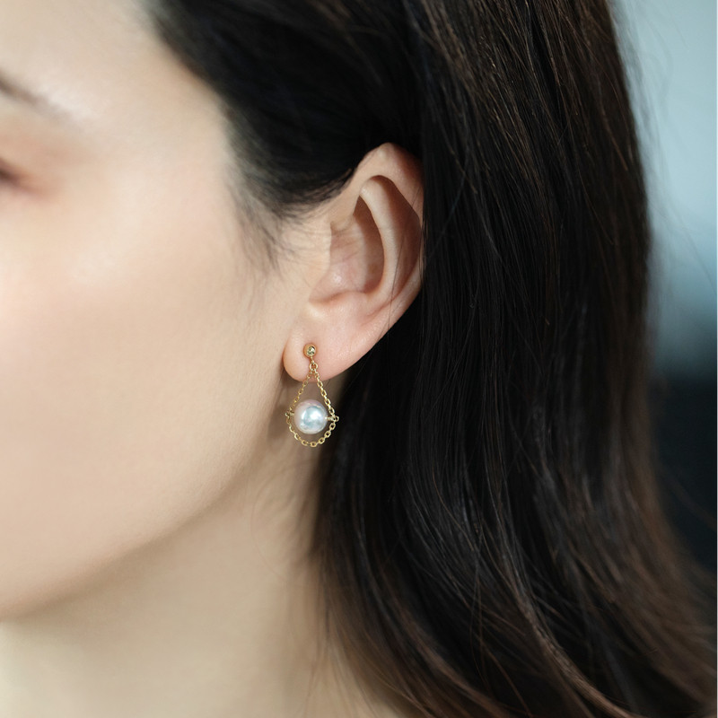 ルミナチェンチーシリーズ 18Kゴールドイヤリング 7.5-8mm 日本製アコヤ真珠 高品質スタッドイヤリング 万能スタイル