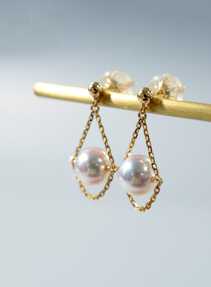 ルミナチェンチーシリーズ 18Kゴールドイヤリング 7.5-8mm 日本製アコヤ真珠 高品質スタッドイヤリング 万能スタイル