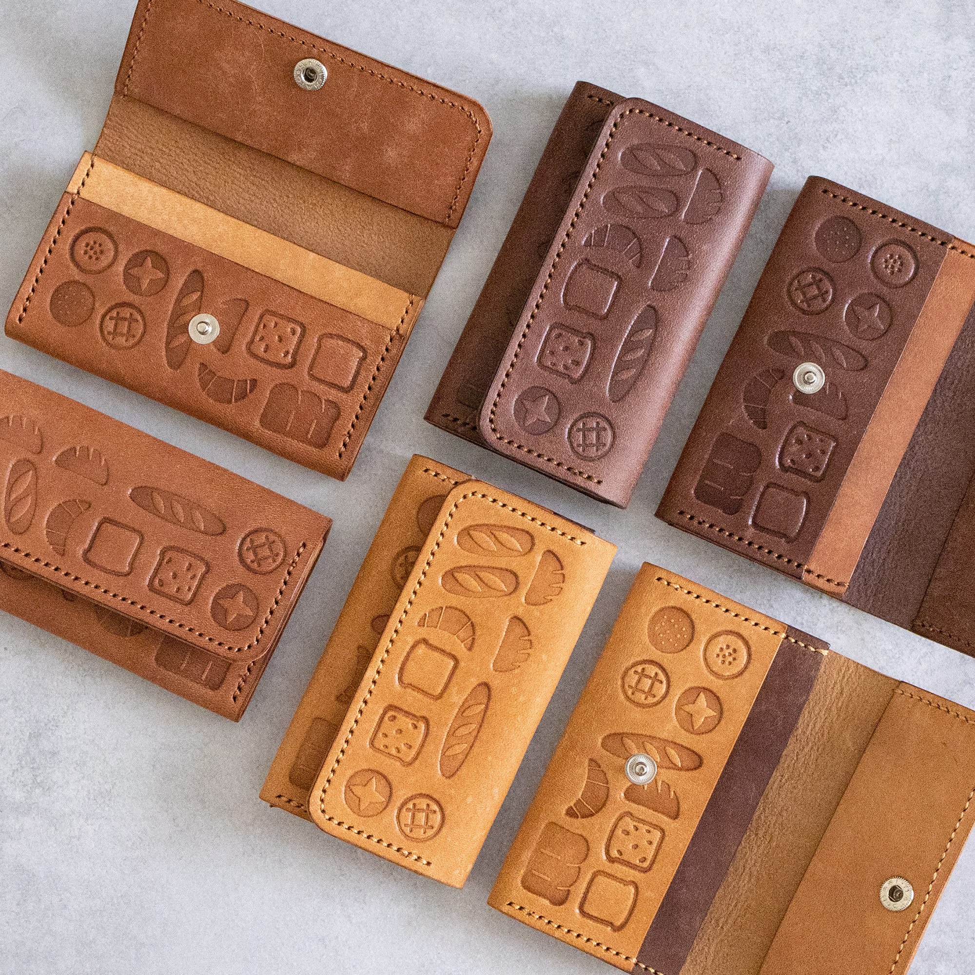 パン好きな 本革 名刺入れ B