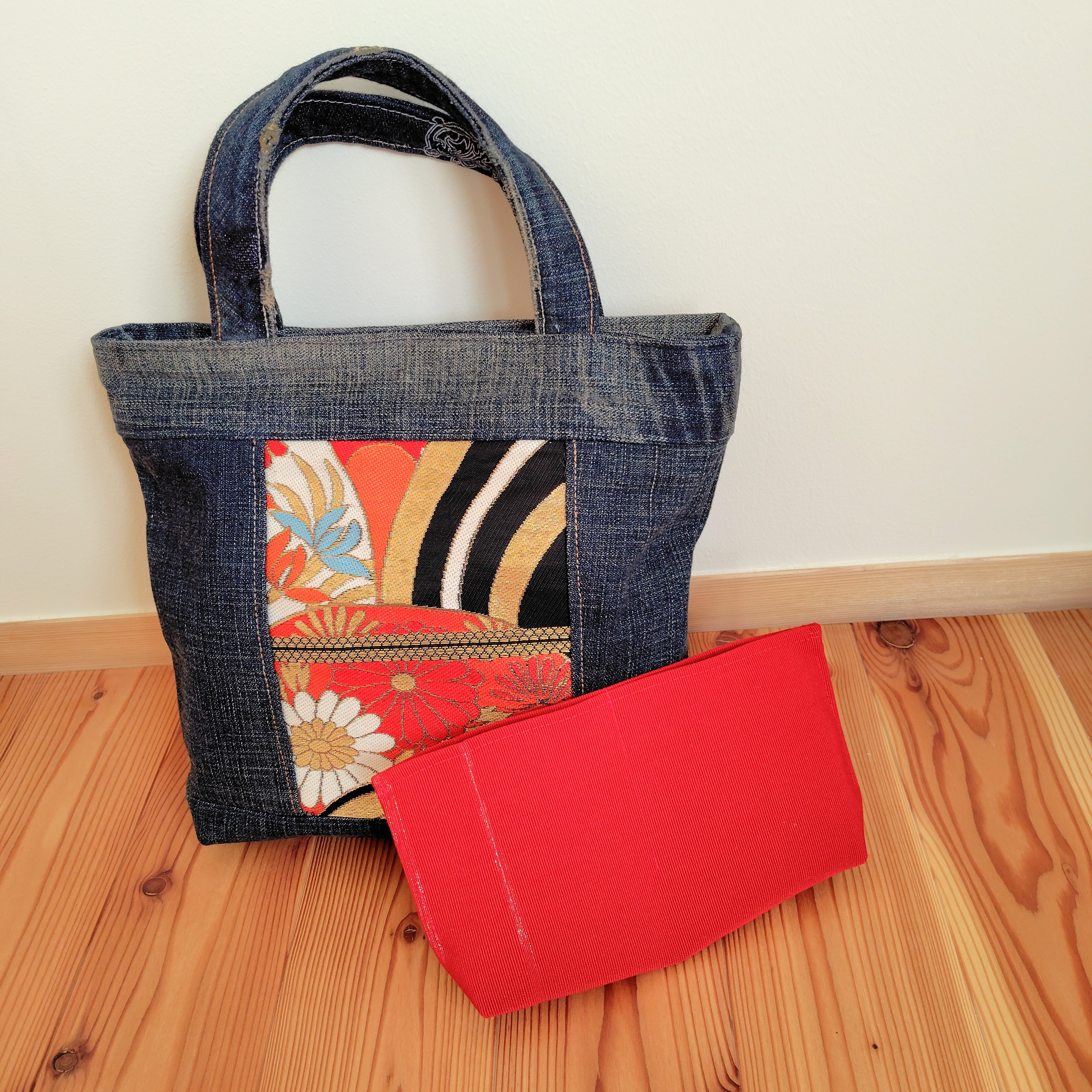帯とデニムのトートバッグ＊着物リメイク　Obi and denim tote bag *Kimono remake