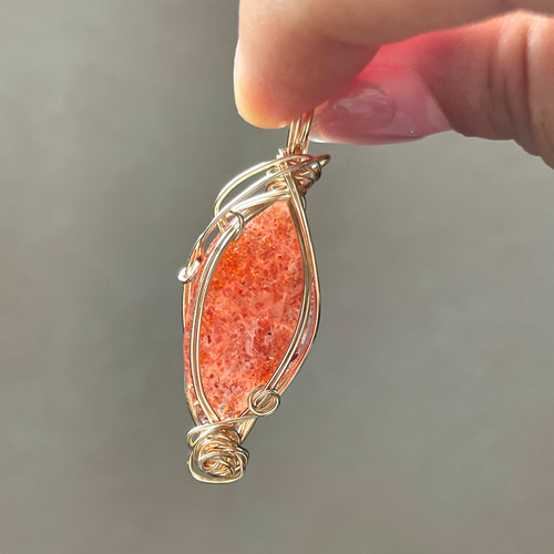 サンストーン ペンダントトップ(天然石 天然石アクセサリー ワイヤー