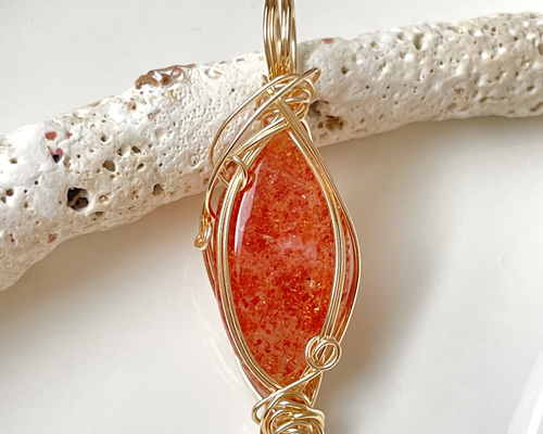 サンストーン ペンダントトップ(天然石 天然石アクセサリー ワイヤー