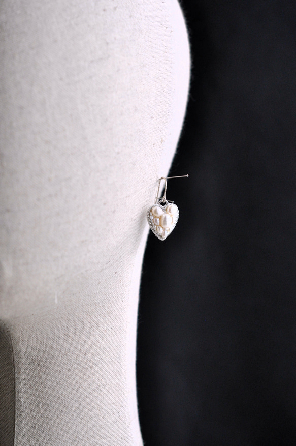 Silver925　淡水真珠ハートのピアス　シルバー 9枚目の画像