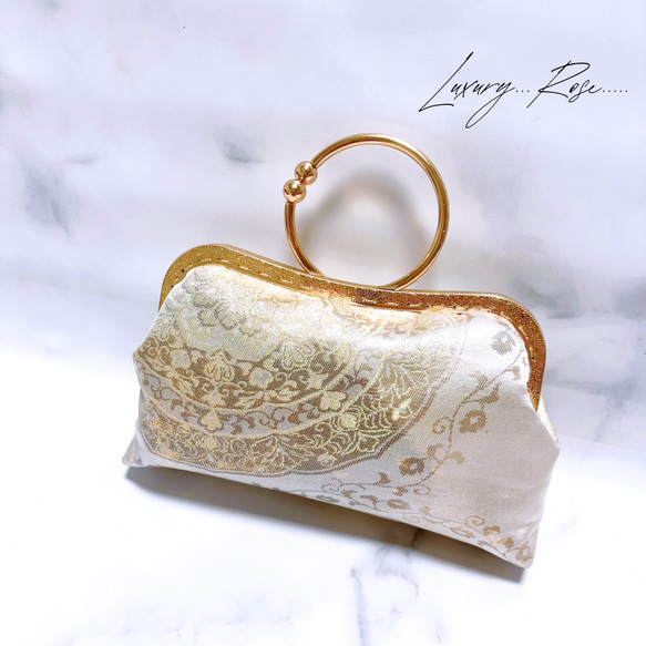 9月新作！気品漂う優しいゴールドオーロラ引箔加工【宝相華柄】最高級西陣帯バッグ　フォーマルバッグ　パーティーバッグ 4枚目の画像