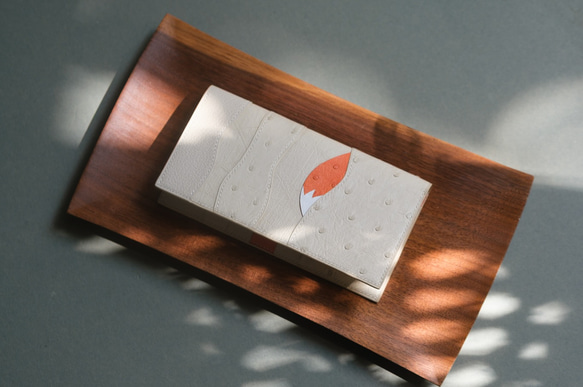 キツネ長財布　オーストリッチ 2枚目の画像