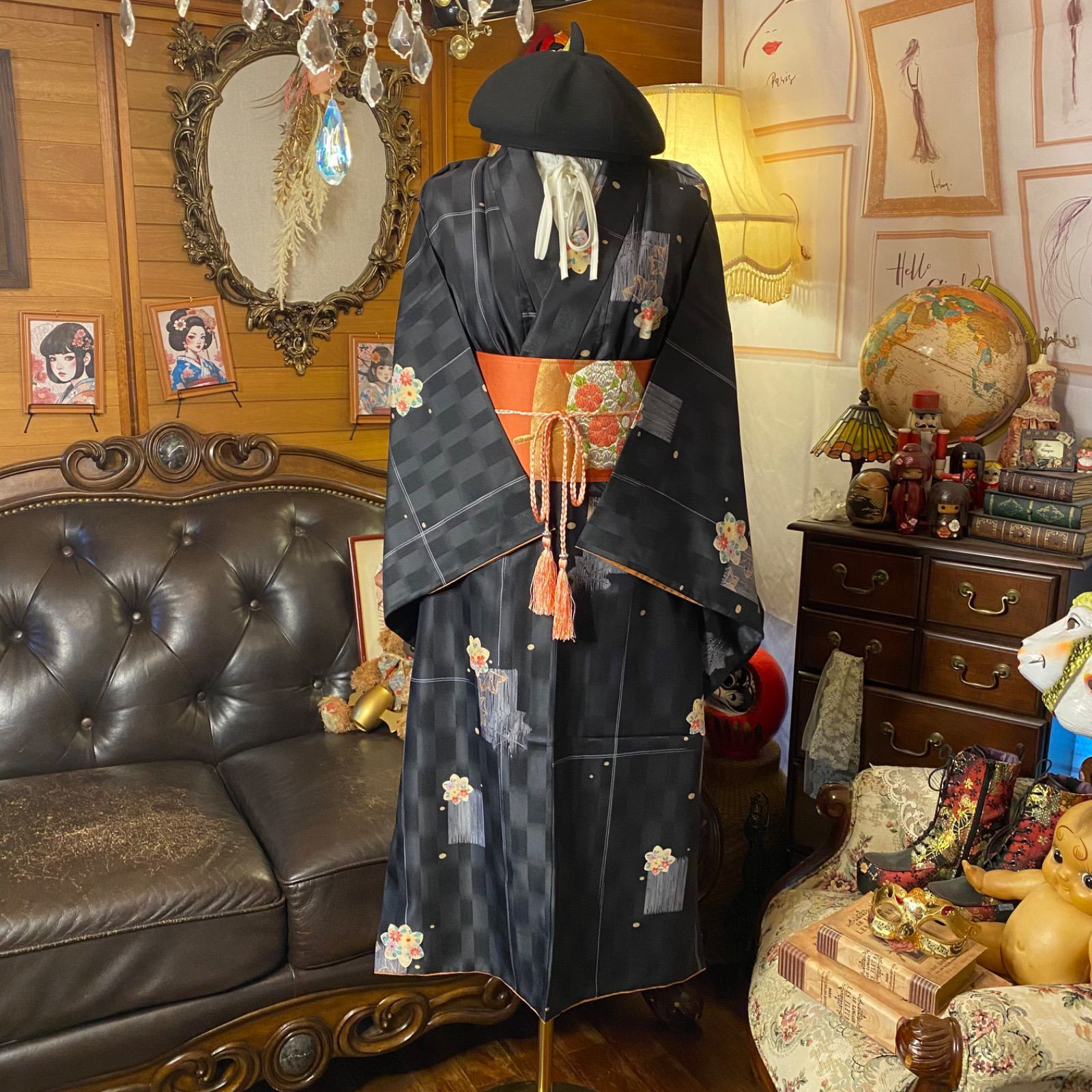 着物リメイク セミロング ワンピース｜洗える化繊素材＆名古屋帯 深い墨黒の地に、愛らしい花文  KW-1075