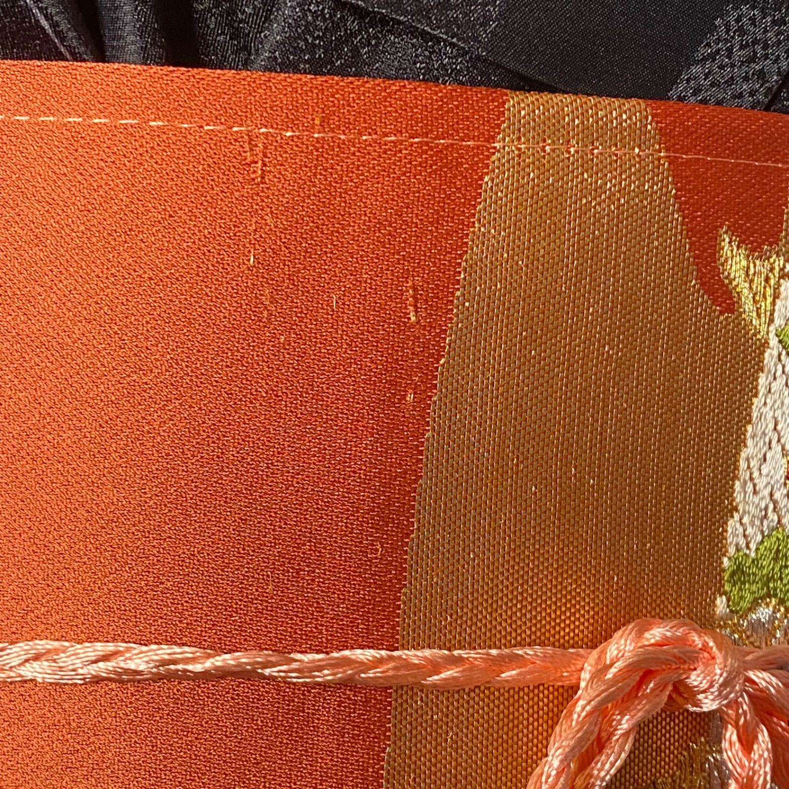 着物リメイク セミロング ワンピース｜洗える化繊素材＆名古屋帯 深い墨黒の地に、愛らしい花文  KW-1075