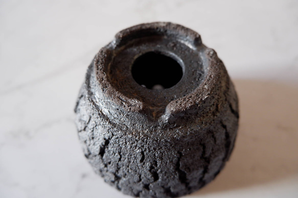 4号黒金彩裂紋鉢246　塊根植物　多肉植物　アガベ　盆栽　植木鉢　作家鉢　鉢皿　沖縄 6枚目の画像