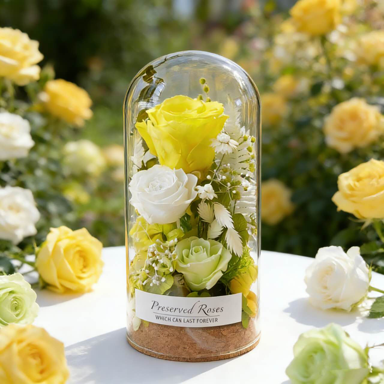 特別な日のお祝い・誕生日 花飾り・バラ 薔薇 ローズ、美しいムード、アレンジメント、プリザーブドフラワー、ドライフラワー