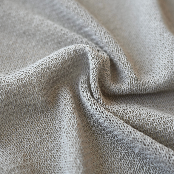 【洗える透かし編みUVカーディガン】スモーキーグレー  清涼感たっぷりペーパーMIXヤーン素材　りんご1個分の軽さ 5枚目の画像