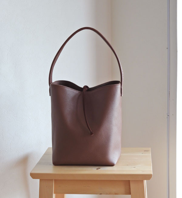 ワンハンドルレザーバッグ　ミニ　ココア