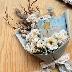 ぼぬページ　コスメブーケ ブーケトスを行う際、花束の代わりにコスメブーケを選ばれる方も