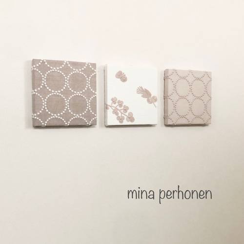ファブリックパネル ミナペルホネン シンフォニー 丸型 刺繍