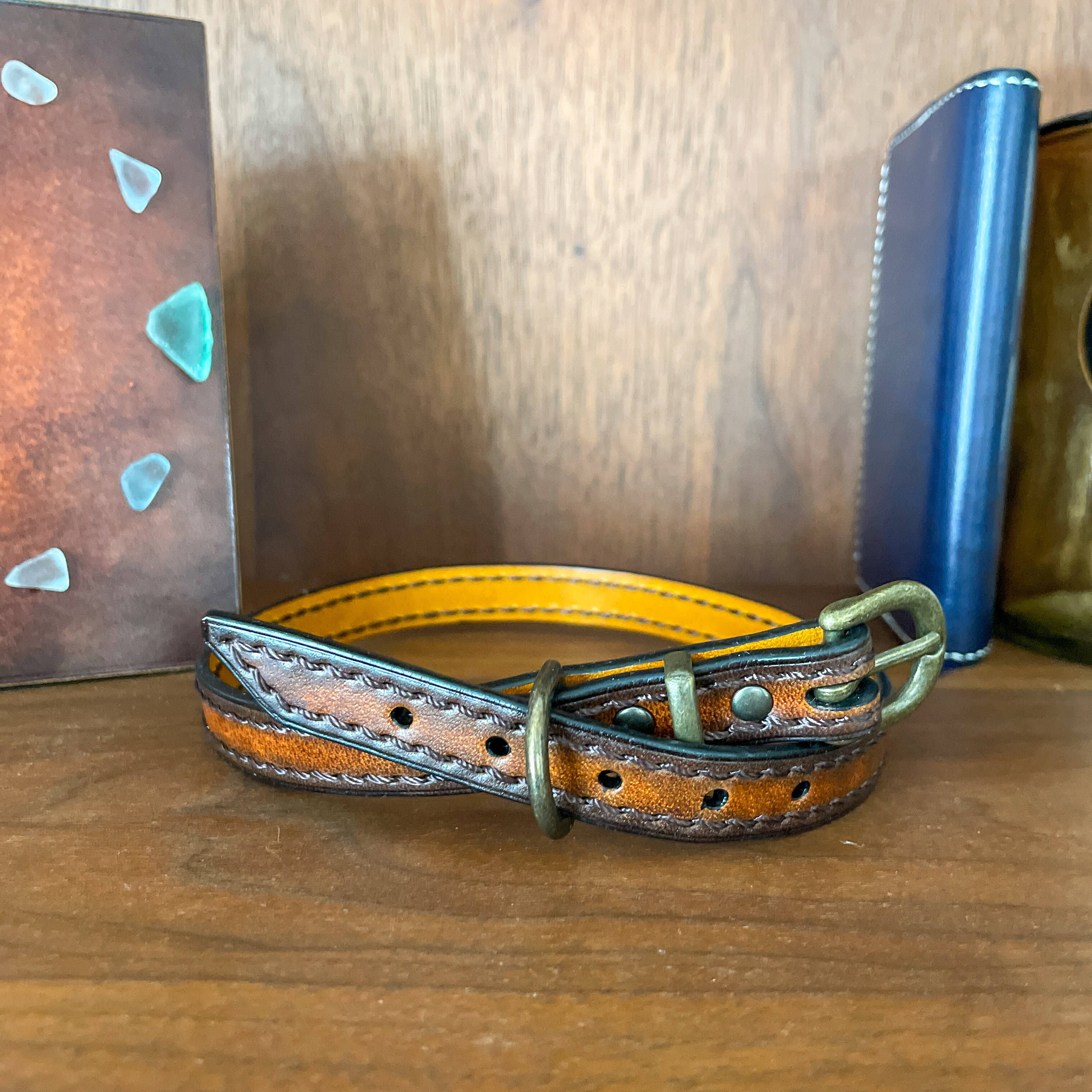 dog collar　犬の首輪　レザークラフト　本革　手縫い　大型犬　中型犬　ハンドメイド