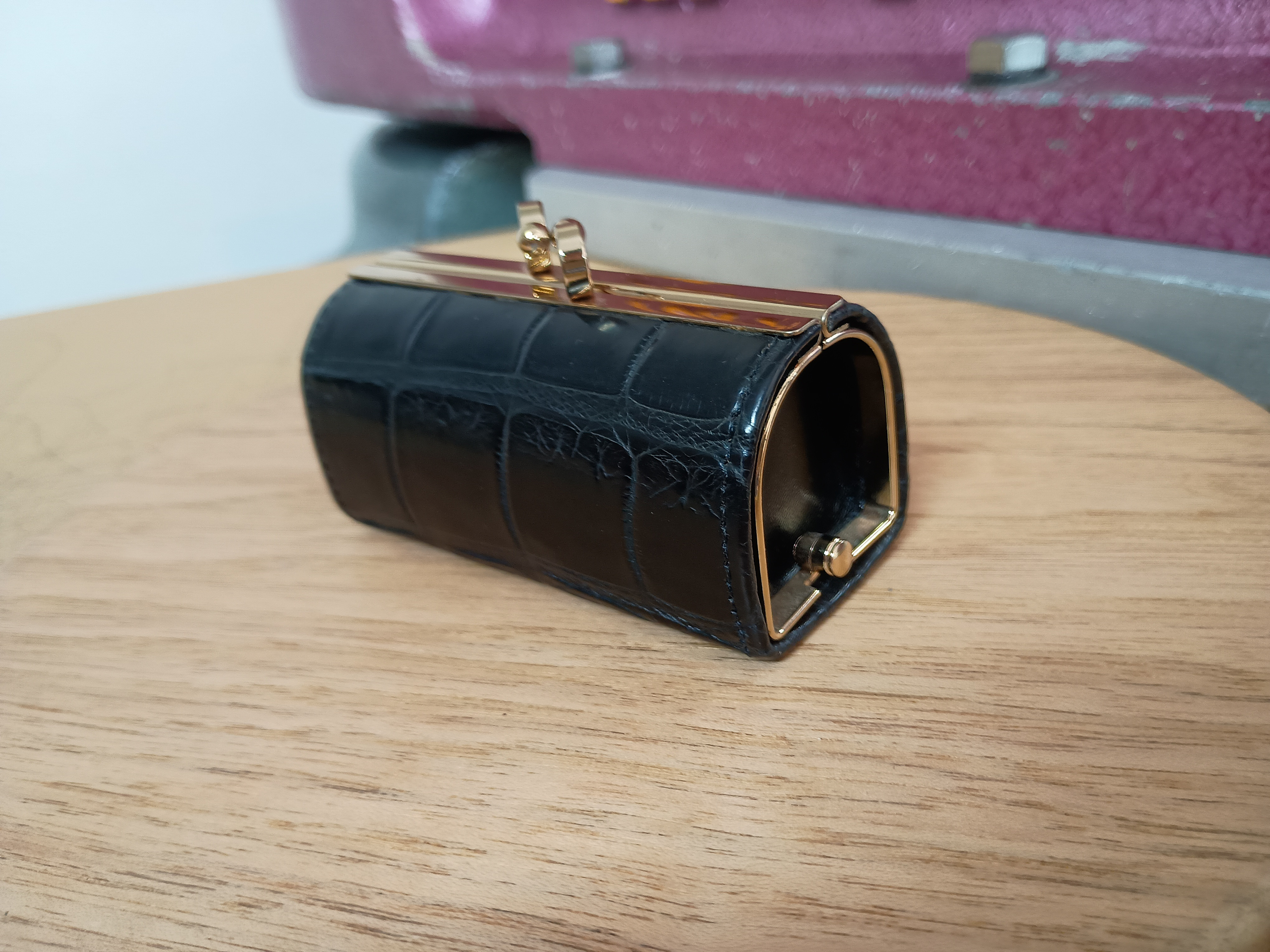 ワニ革(クロコダイル) [黒]＊ＢＯＸがま口ケース＊小銭・アクセサリー入れなどに＊