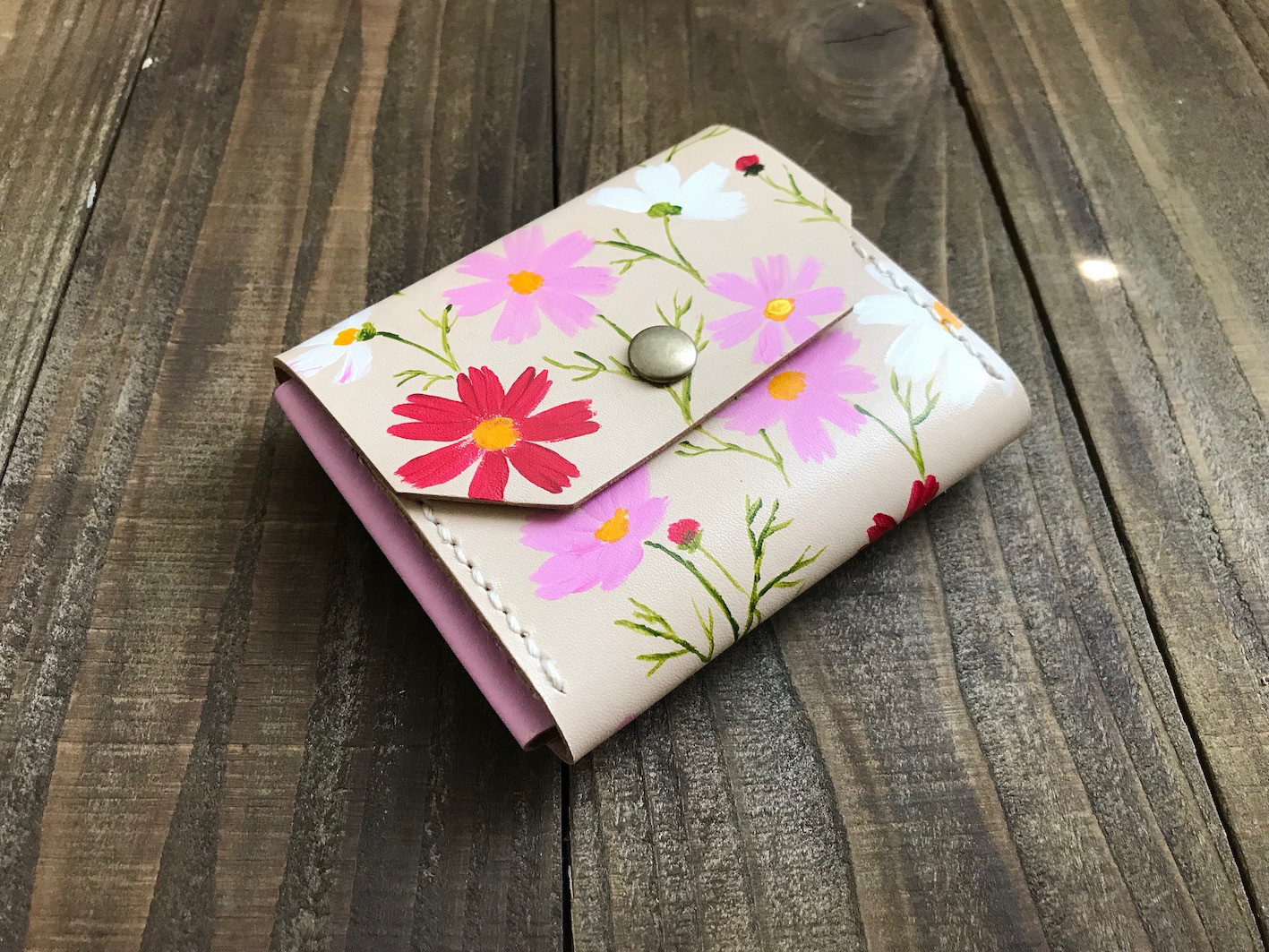 ヌメ革＊お札を折らないコンパクト財布 / コスモス