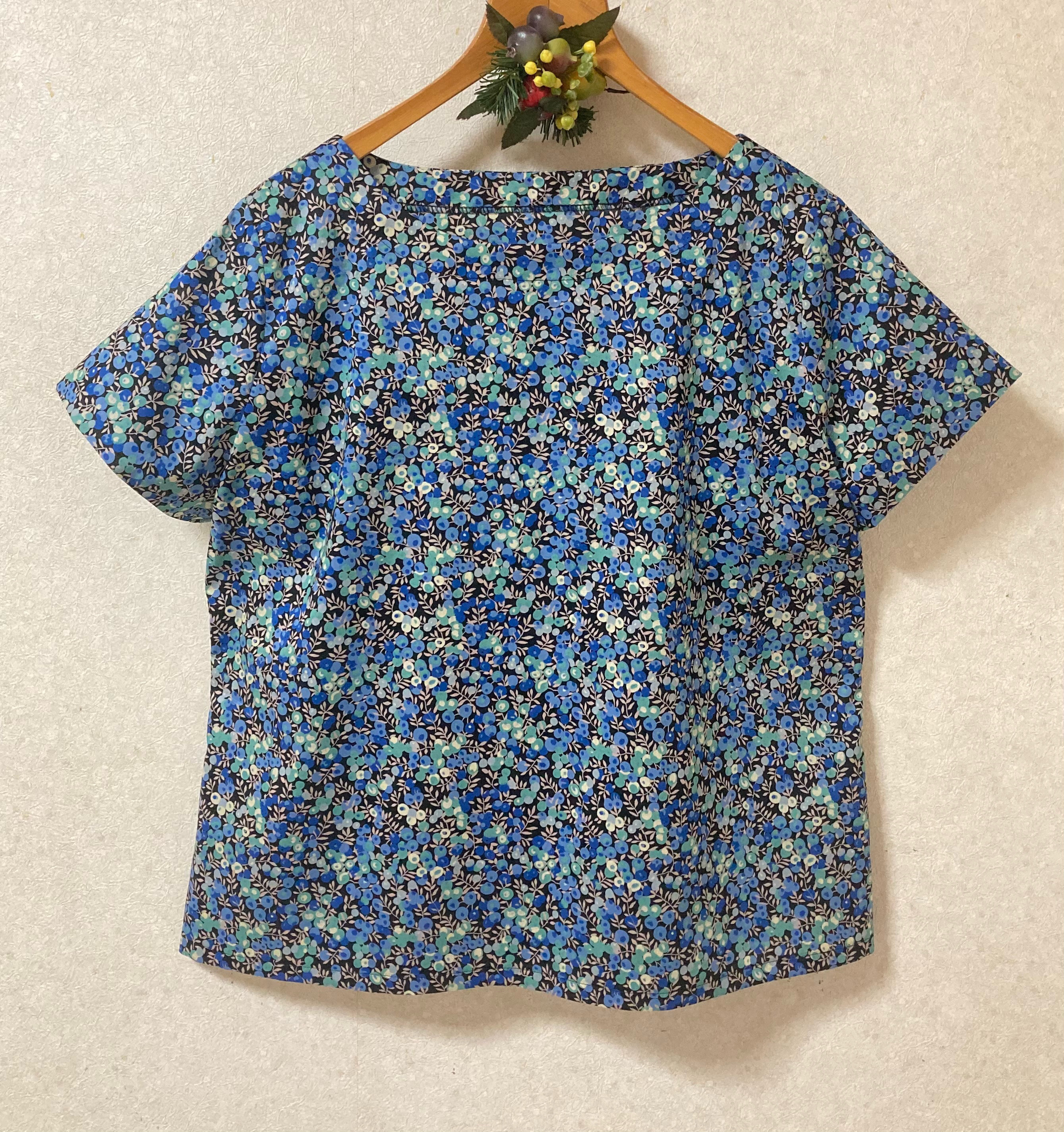 ＊受注製作 リバティ　ウィルトシャー(ブルー＆ブラック)ブラウス