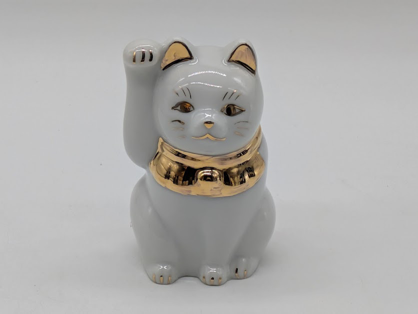 152-0001-0003-0005-0007　置物 縁起物 和陶器 瀬戸焼【日本製】/　招き猫白・黒/ゴールド