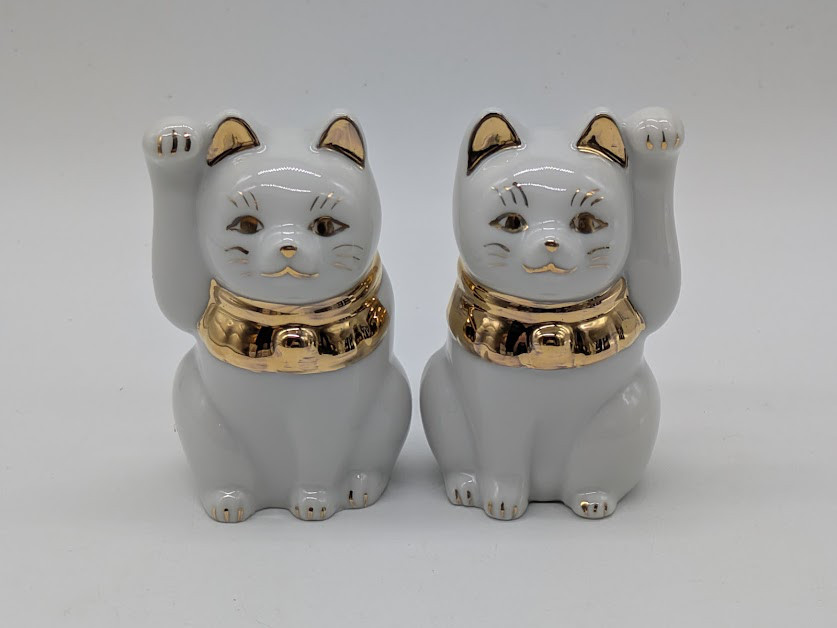 152-0001-0003-0005-0007　置物 縁起物 和陶器 瀬戸焼【日本製】/　招き猫白・黒/ゴールド