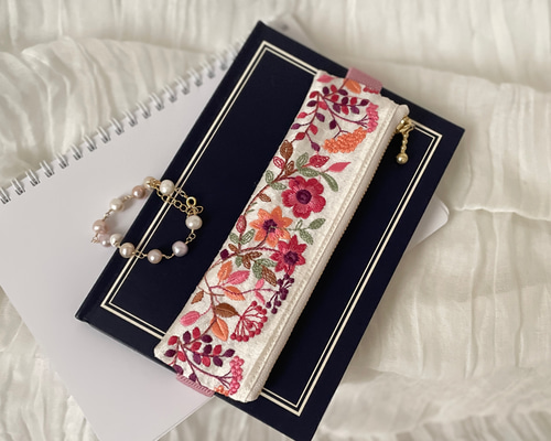 スリムペンケースブックバンド B6用 インド刺繍リボン使用 裏地付き