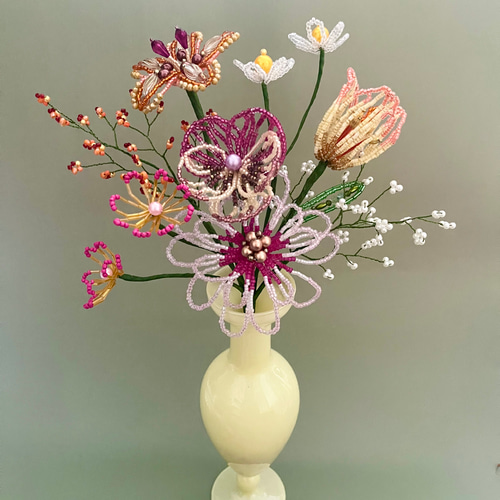 ✾ビーズフラワーブーケ✾ハンドメイド　インテリア ビーズフラワー ブーケ（ピンク／オレンジ） アートフラワー FLOWACCA