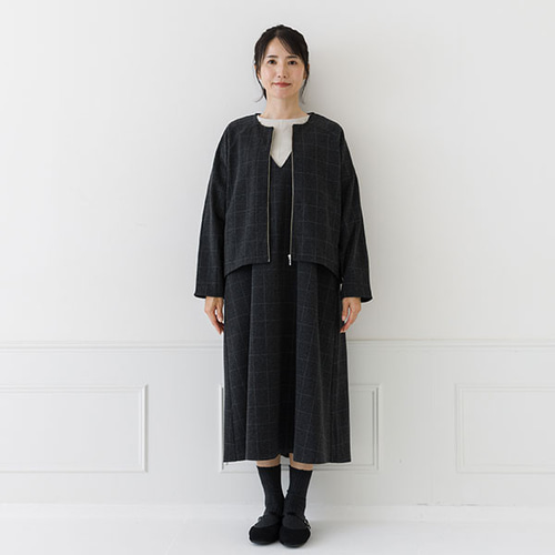 【美品】 DOUDOU 切替シャーリングブルゾン ノーカラー WEB限定】切替シャーリングブルゾン | DOUDOU(ドゥドゥ