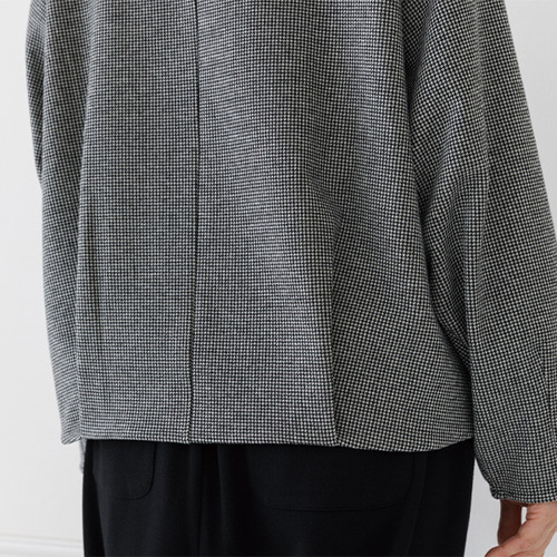 ジャガード編み ノーカラーZIPブルゾン ブラウス Crea delice