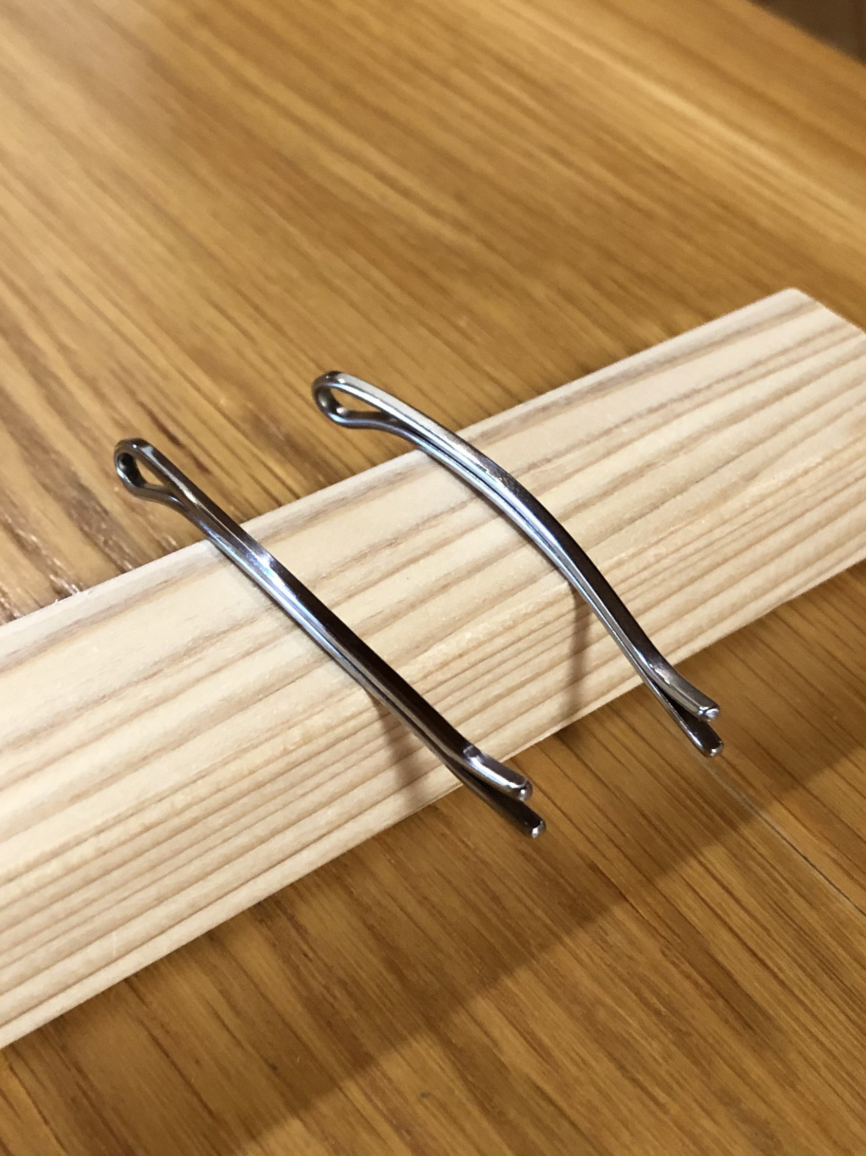 titanium hair pin ゆる〜いカーブのヘアピン左右セット 純チタン製ヘアピン
