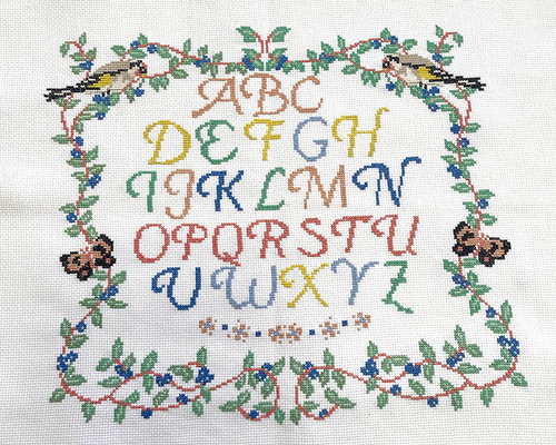 刺繍サンプラー 鳥とABC アルファベットサンプラー クロスステッチ刺繡